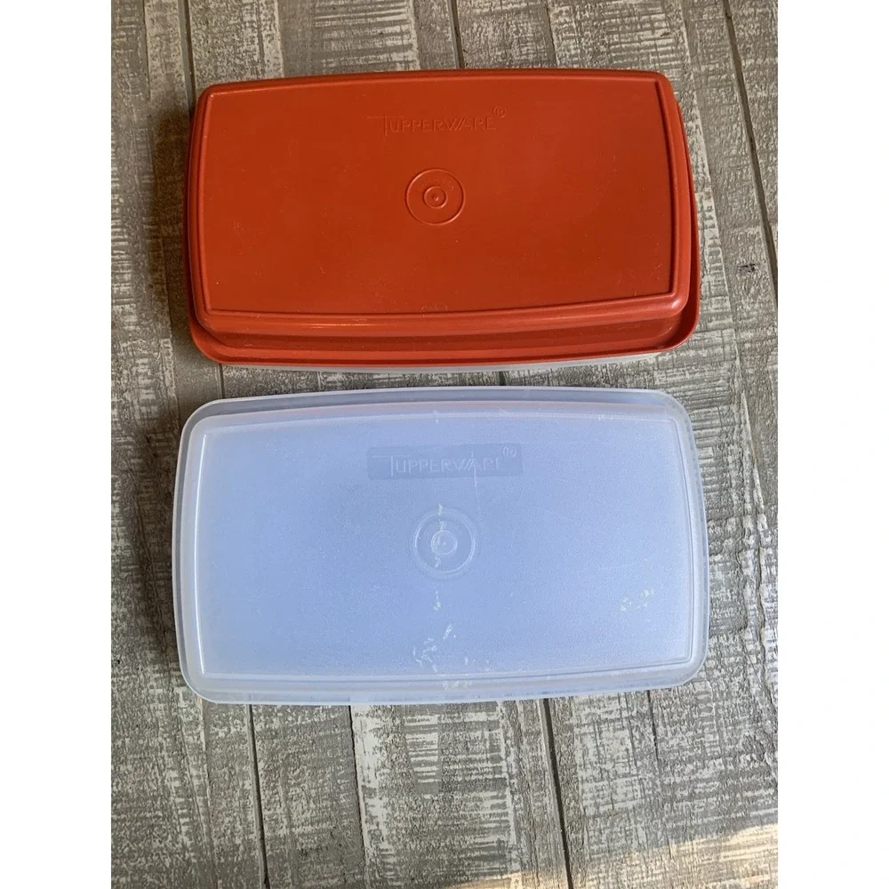 Tupperware lot Of 2 Vintage Paprika Red Deli Meat Cheese Keeper  816-17, I816-18